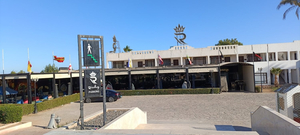 Richy Lounge Bar and Restaurant