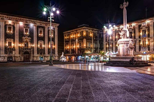 Catania by Night: Evening Walking Tour through Baroque and History