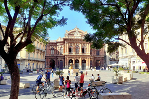 Catania: Historic Old Town Bike Tour