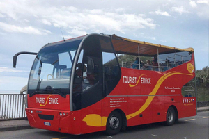 Catania: Hop-On Hop-Off Bus to Acicastello and Acitrezza