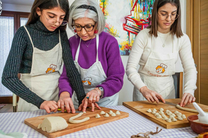 Catânia: Aula de culinária de massas e tiramisu na casa de um morador local