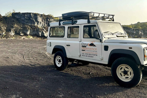 From Catania: 4x4 Mt Etna Jeep Tour with Lunch
