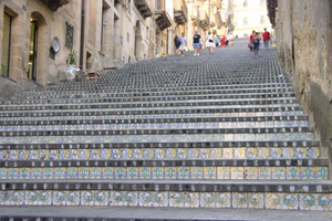 From Catania: Caltagirone & Piazza Armerina Tour with Lunch