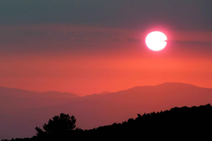 From Catania: Mount Etna Sunset Tour with Aperitif