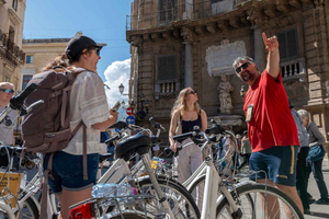 Guided Palermo Bike Tour with Street Food
