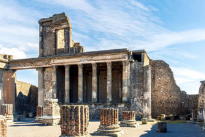 Pompeii: Guided Tour with Skip-the-Line Entry