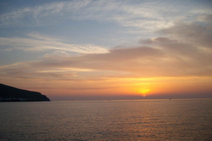 Pôr do sol especial em Stromboli, visto de Milazzo