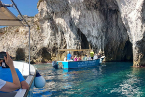 Syracuse: rondvaart met kapitein Mirko, snorkelen en grotten