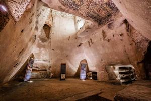 Syracuse: Entry ticket and guided tour of the Catacombs of Saint Lucia