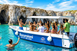 Syracuse: Ortigia Island & Sea Cave Boat Tour with Prosecco