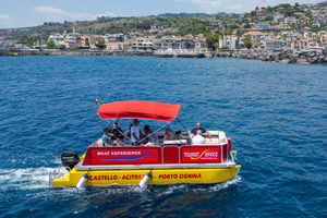 De Cyclopenkust vanaf Catania per boot