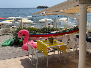 Caravella restaurant & beach club