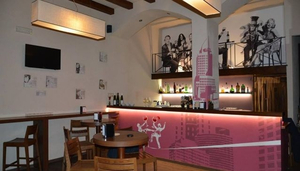 Divinfollia wine and beer bar