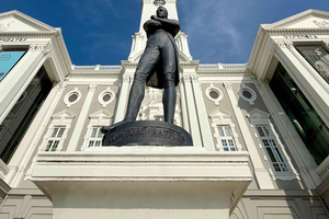 Building Singapore - A Tour of Architecture and History