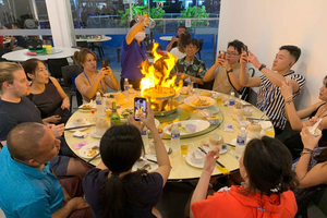 Singapore: Geylang Night Food & Walking Tour