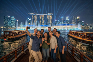 Singaporen tähtiyö: risteily, rapsodia, spektri ja illallinen