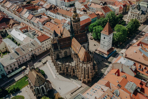 Košice: City Walking Tour and Brewery Visit with Tasting
