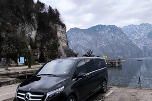 Tour di lusso in furgone: Salisburgo, Hallstatt e molto altro per il tuo gruppo