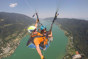 Tandem flight: Paragliding panorama tandem flight