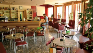 Atrium Cafe