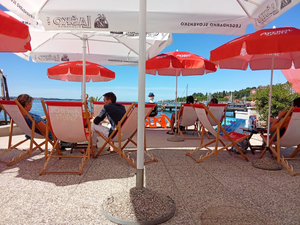 Beach Bar