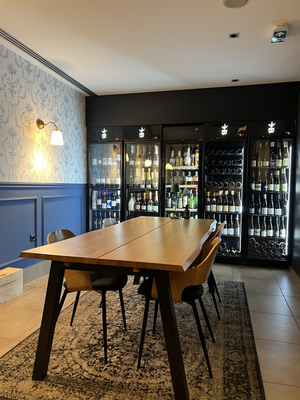 Birdie Restaurant