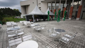Center bar