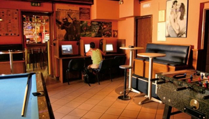 Cheers bar - cyber c@fe