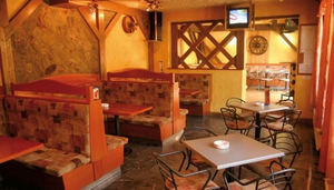 D caffe bar