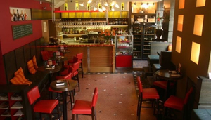Dvorni bar