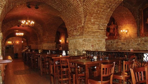 Emonska klet pivnica