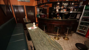 Eva bar