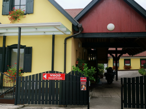 Hotel & Restaurant pri Belokranjcu