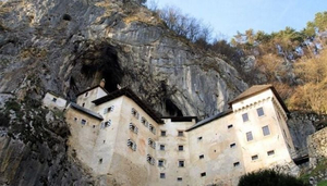 Predjama Castle