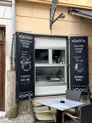 Slovenska restavracija Ej, babi