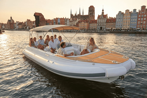 Gdańsk: Water Limousine Cruise with Skipper