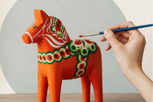 Målarworkshop med dalahästar