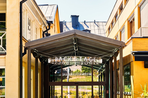 Backstage Hotel