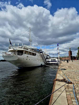 Mälardrottningen Hotel Ship