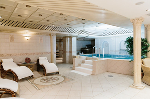 Emerald Wellness Club