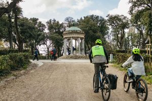 Rome: Villa Borghese, Villa Ada, and Coppedè E-Bike Tour