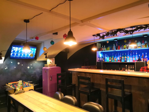 Staff Bar