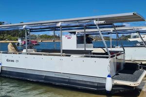Maroochy River : location de bateau ponton avec barbecue pour 10 personnes