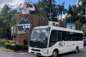 Sunshine Coast: Australia Zoo Entry & Transfer Package