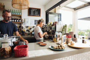 Chalet & Co