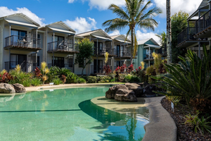Noosa Lakes Resort
