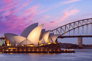 oopperatalo, Harbour Bridge ja The Rocks – opastettu kierros