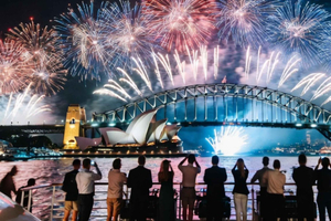 Sydney : croisière de luxe pour le réveillon 2027 avec dîner, DJ et boissons