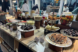 Sightseeing Harbour Buffet Dinner Cruise