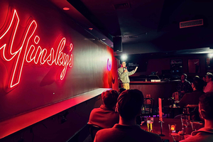 Standup-komedi | Varje månad på Minskys i Cremorne